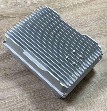 Алюминиевый корпус с радиатором (321х231х135/300х210х80мм), для РЭБ