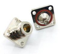 Переходник SMA-Female to N-Type-Female, с креплением под монтаж 25х25мм, IP65