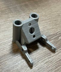 Хвостовой крепеж антенны для рамы Mark4, для антенны SMA+ELRS, 3D печать