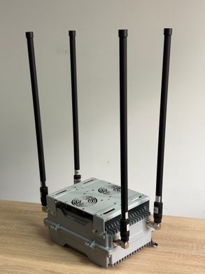 Автомобильная система РЭБ Відсіч YNX-W3 600-700MHz/700-840MHz/840-960MHz/960-1100MHz, DC 12-28V