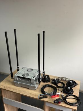 Автомобільна система РЕБ Відсіч YNX-W3 600-700MHz/700-840MHz/840-960MHz/960-1100MHz, DC 12-28V
